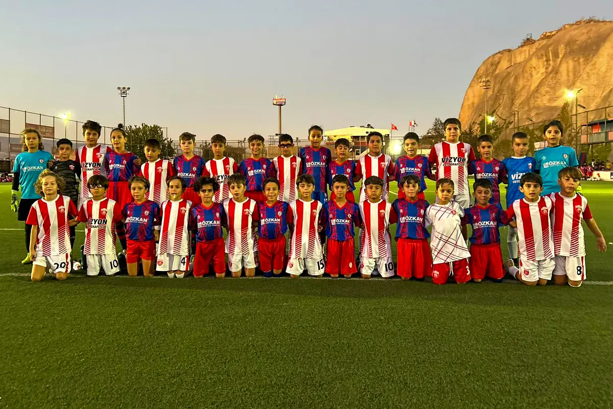 KARŞIYAKA GENÇ YILDIZLAR FK U11 İLE ÖZEL MAÇ