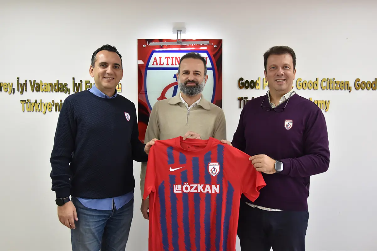 TRANSFERROOM VISITS ALTINORDU  