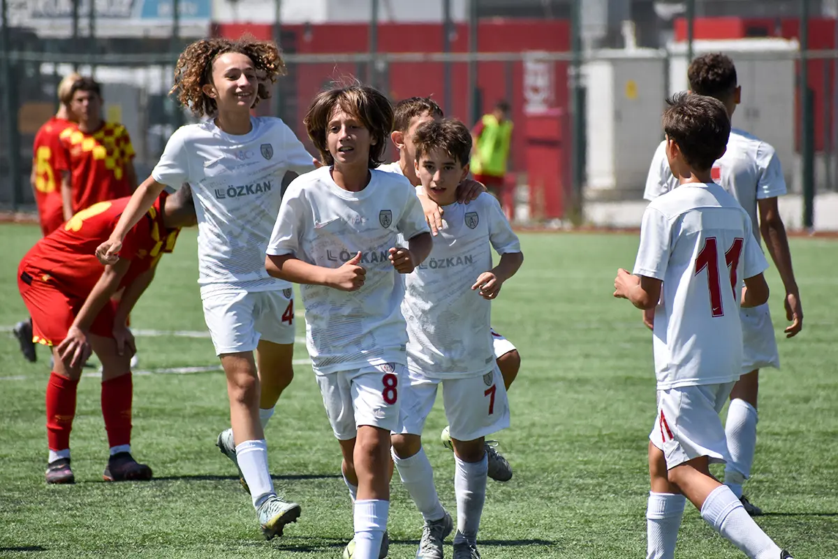 GÖZTEPE U13: 1 – ALTINORDU U13: 3
